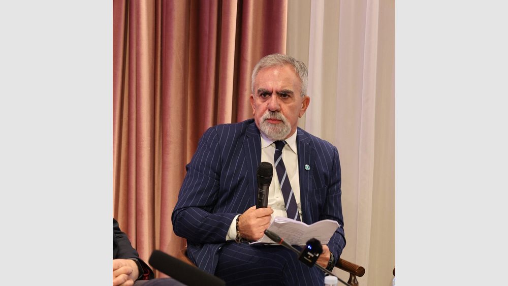 Λεωνίδας Μπακούρας